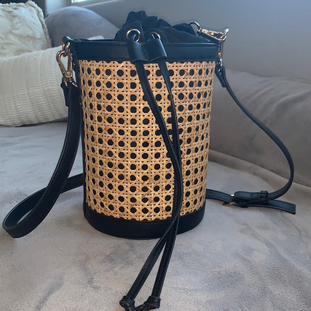 Tommy Bahama Basket Black Purse